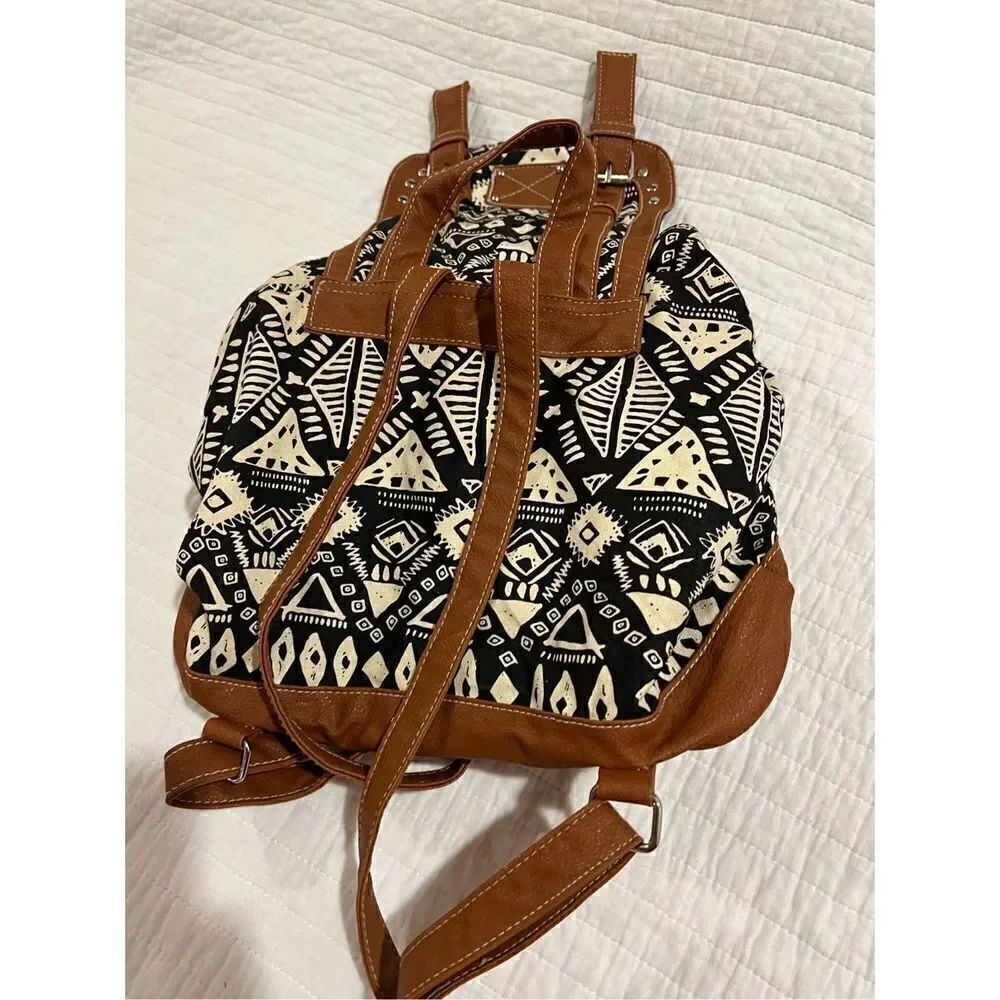 Boho Aztec Tribal print backpack - Picture 6 of 16